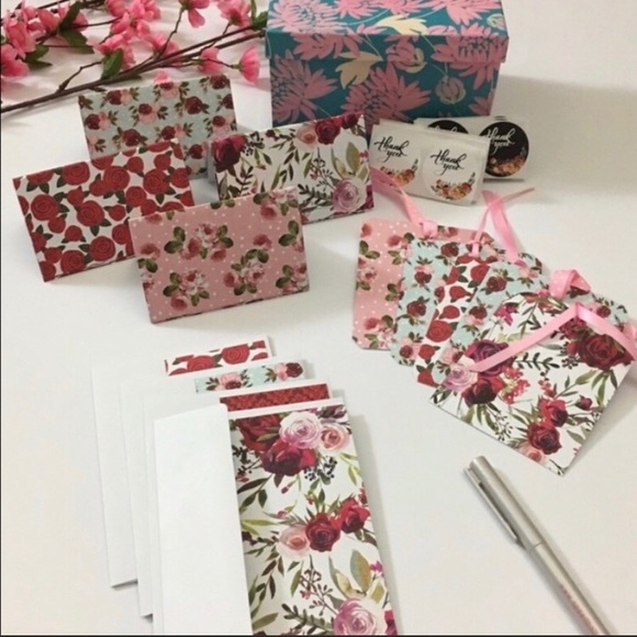 Meet your Posher - Picture 6 of 9